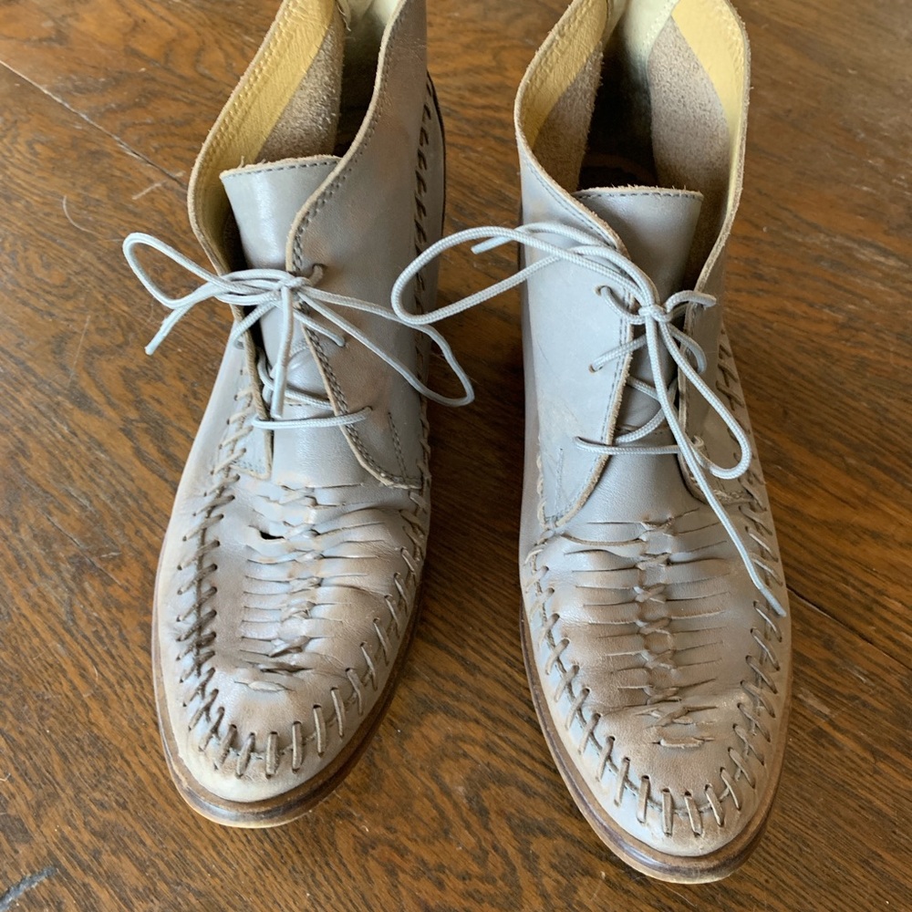 Latigo Gray Leather Lace-Up heeled boots